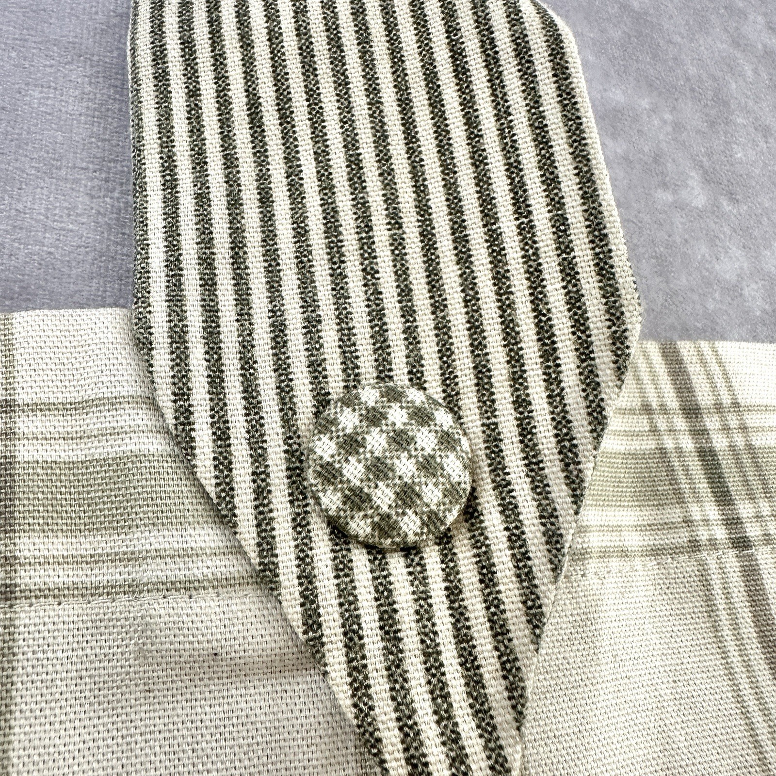 VTG Waverly Plaid Pointed Tab Valance Sage Green Taupe Cream 18×51 Farmhouse EUC