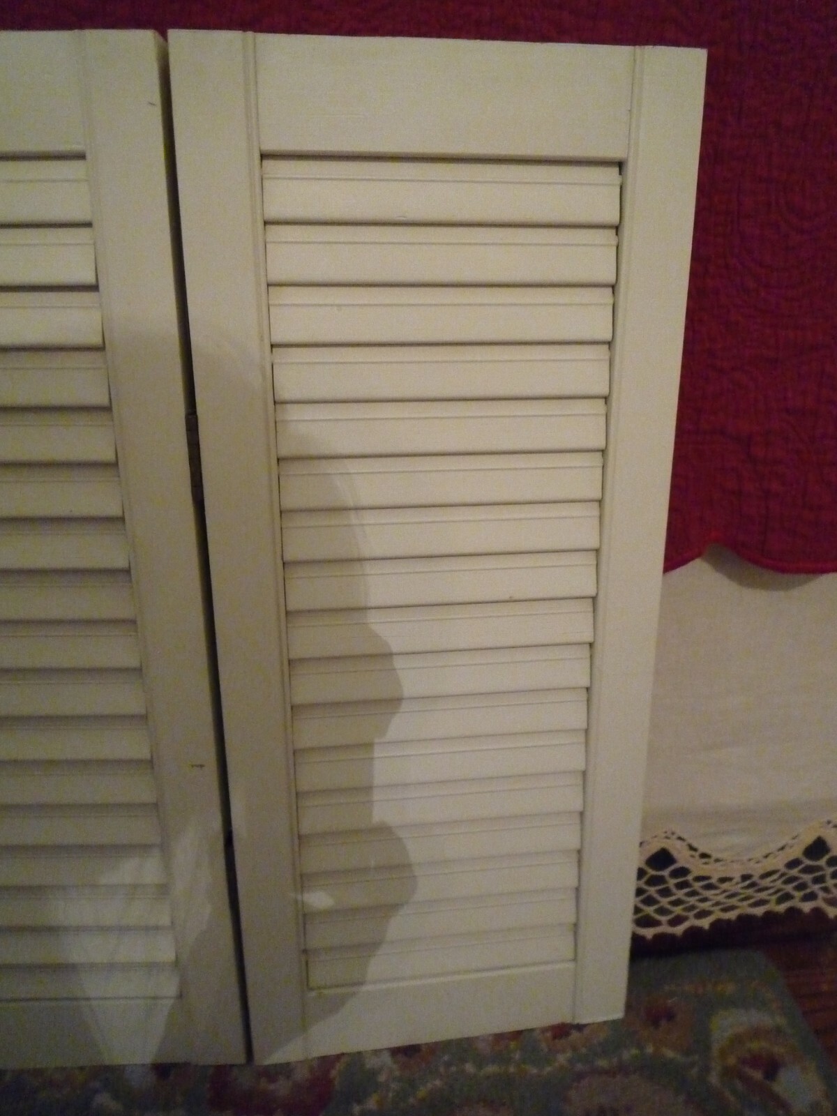 2 Wood Shutters Whitish Movable Slats Hinged Together Each One 20.5″ H x 8.75″W