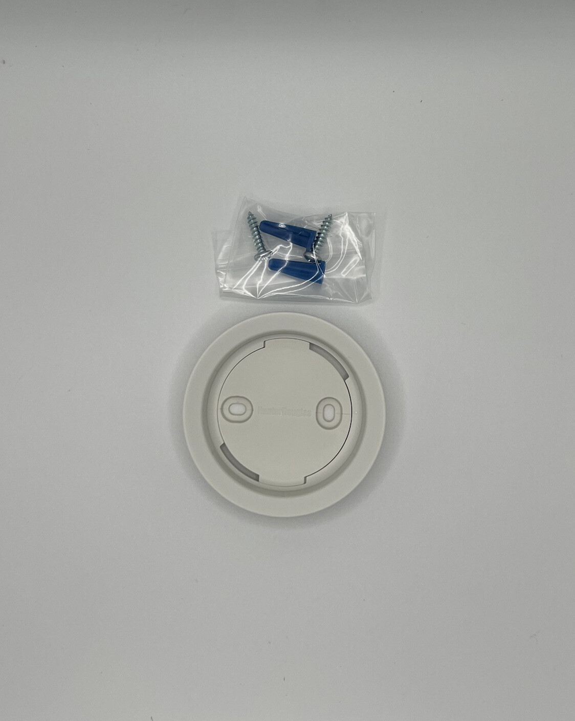 Hunter Douglas Pebble Surface Wall Mount White NEW Remote Holder Only—