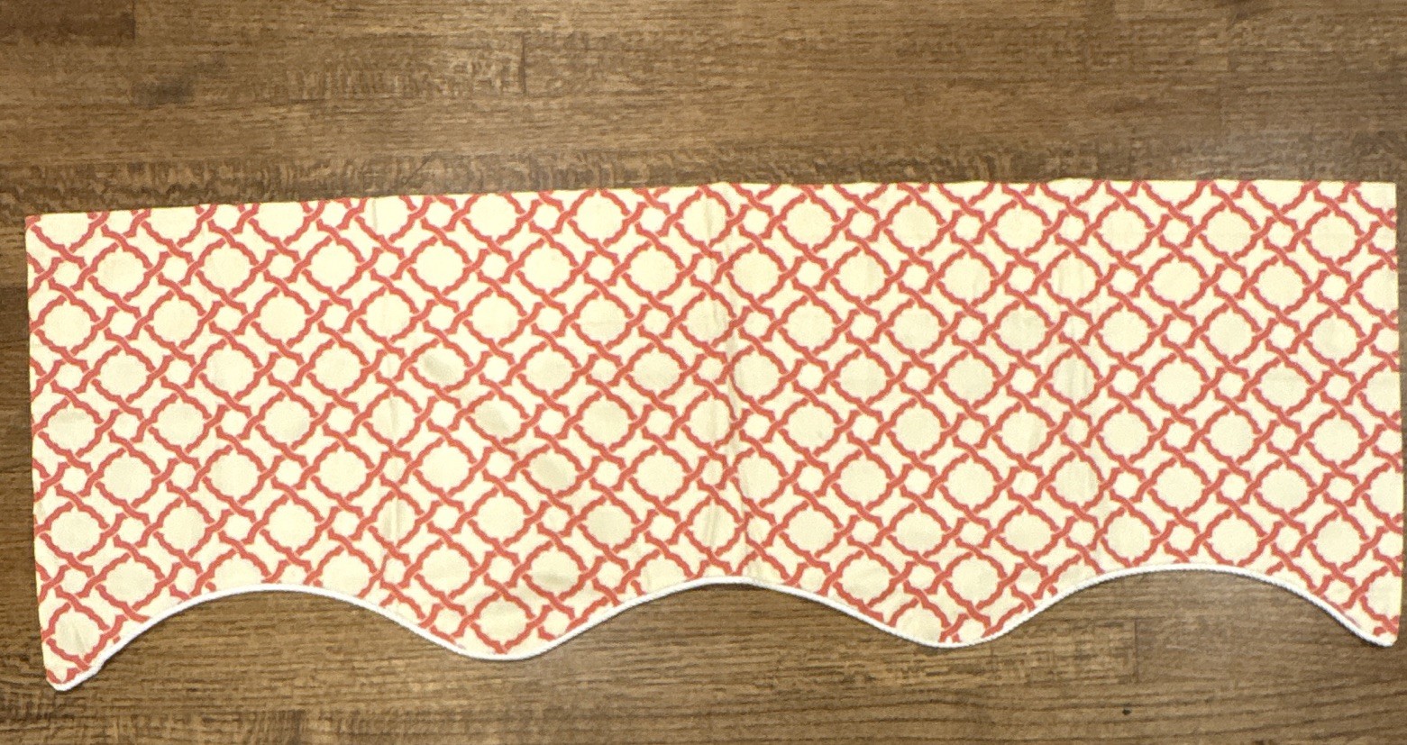 NEW Open Box, Rod-Pocket, Lined Single Valence, 50×17, Coral Geometric