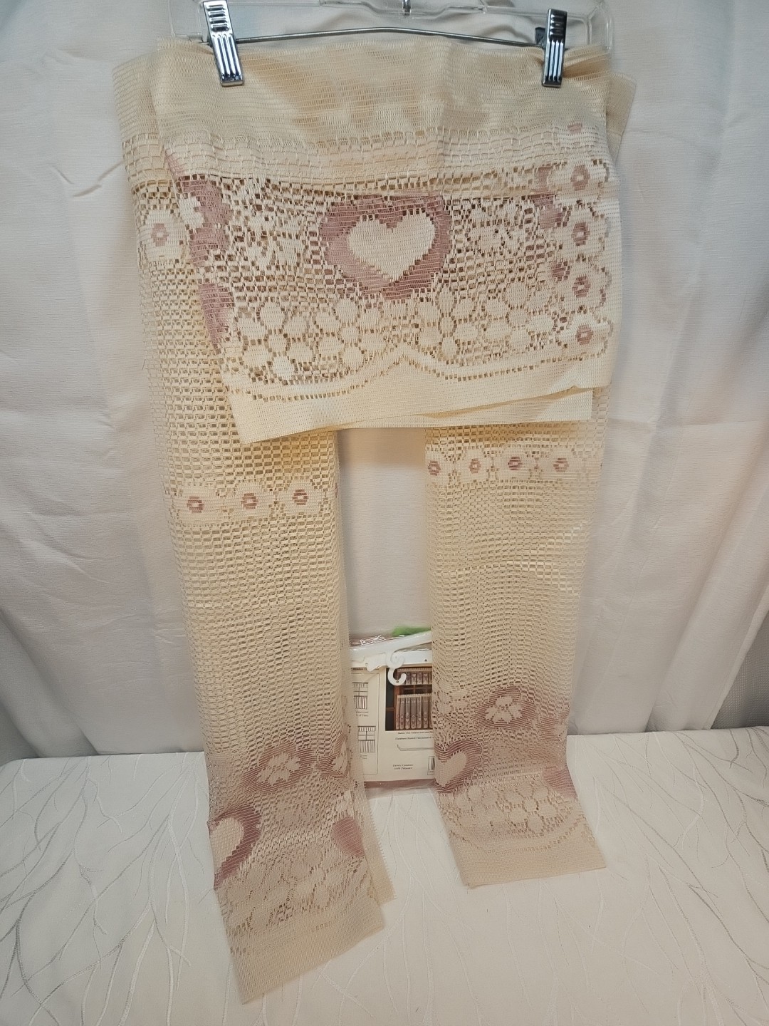 VINTAGE 90’s Romantic HEARTS Tier VALANCE CURTAIN ROSE 60x 36 NEW