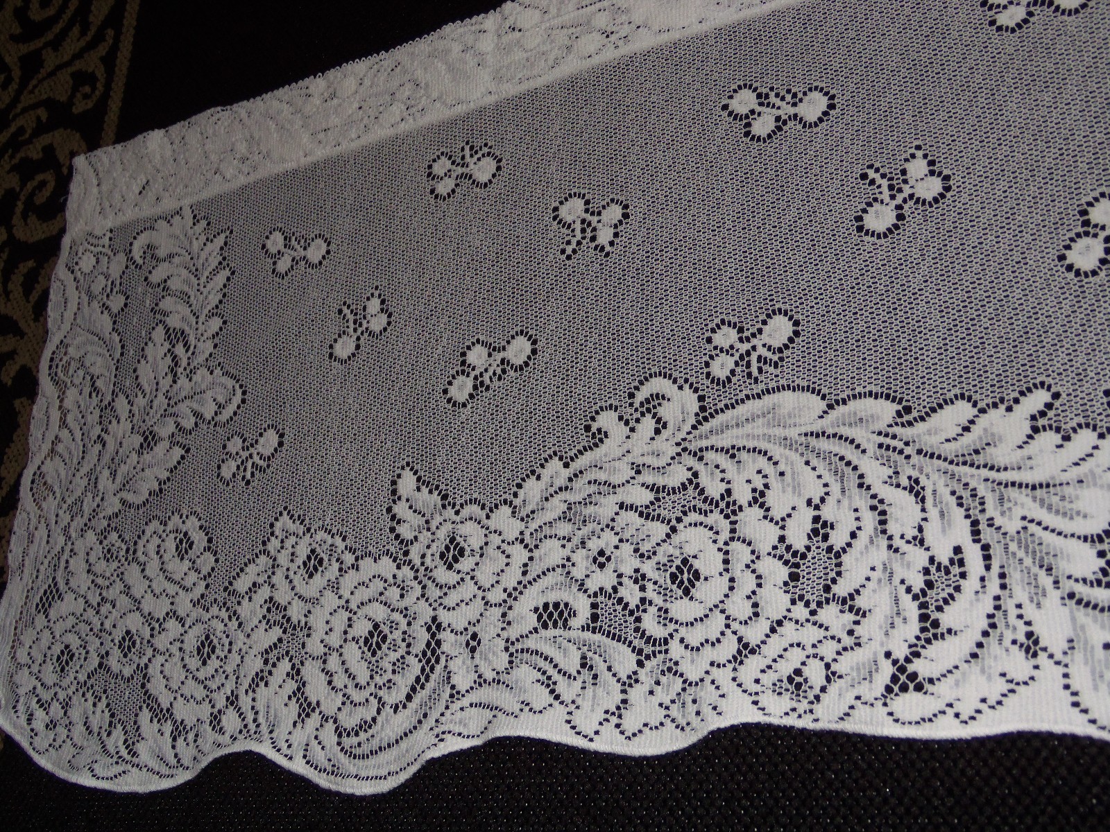 Lace Window Valance White Floral design 20″L x 60″ W