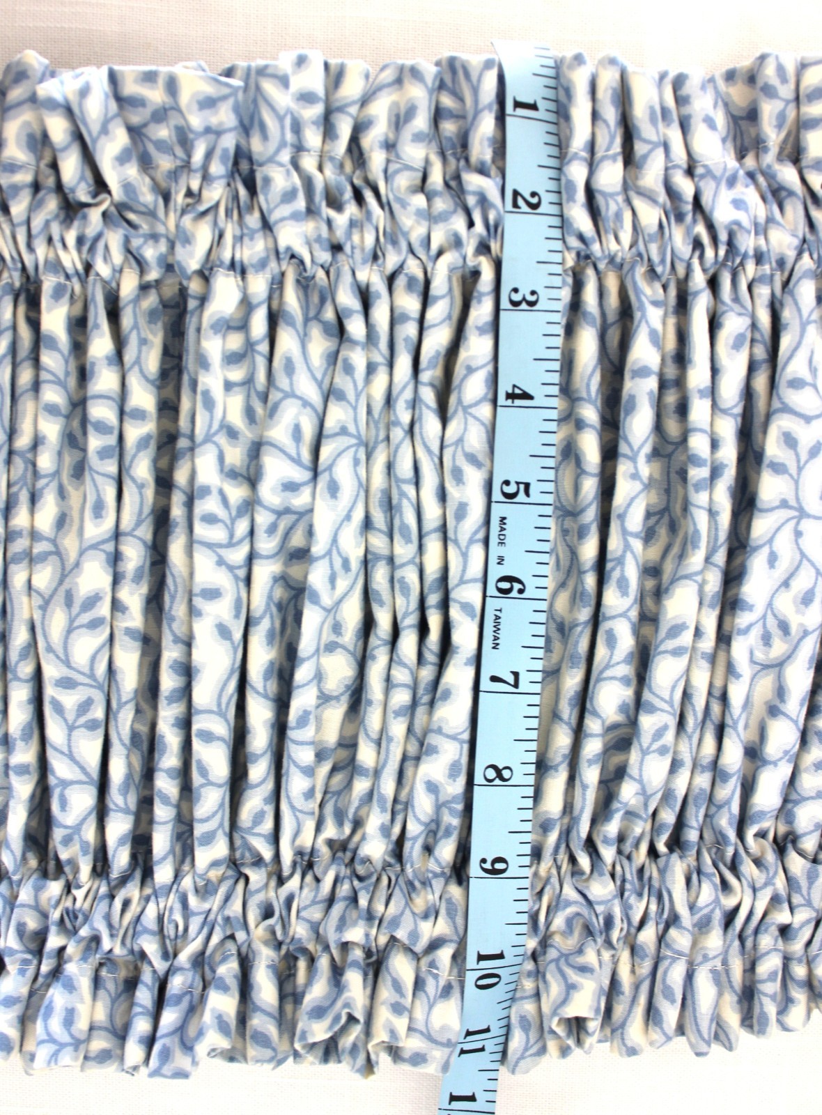 Custom Botanical Valance 150″ Blue & White Rose Hips Lined Dual Rod Pocket Vtg