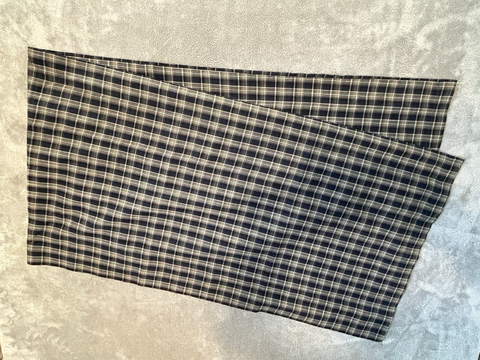 Nancy’s Nook Plaid Country Valance Primitive 60” Navy Tan Black 16” Wide