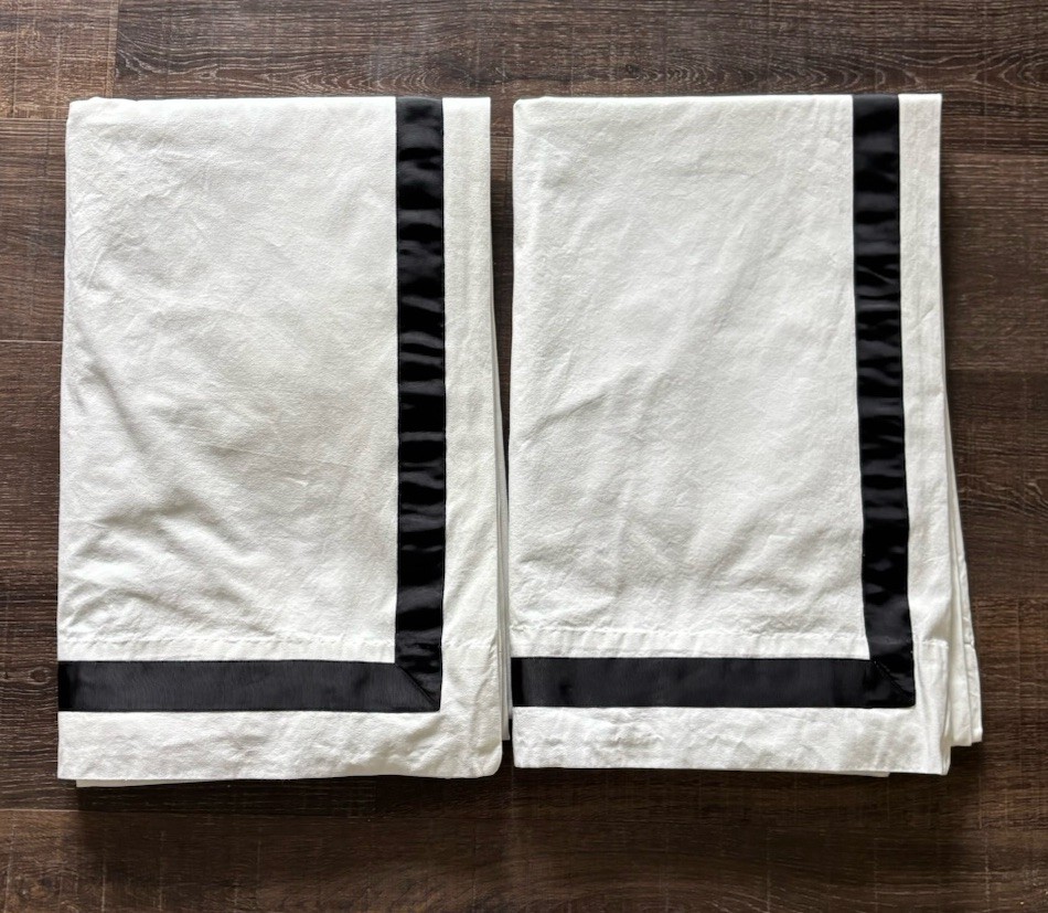 Pottery Barn Teen Lined Curtain Panels Set Of 2 – 84×52 White Black Edge Hooks