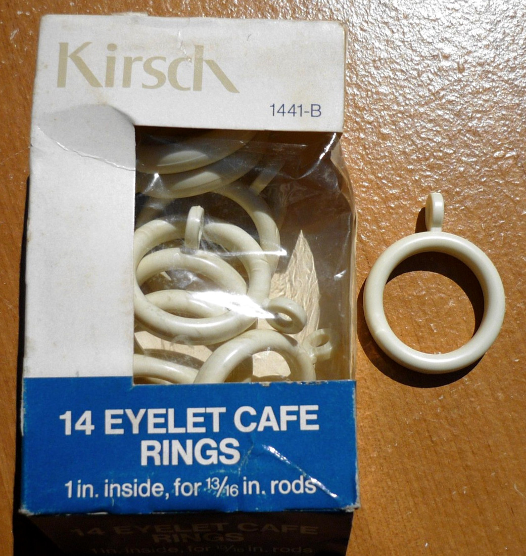 (14) Vintage Kirsch Eggshell White 1″ Round Eyelet Cafe Rings for 13/16″ Rod