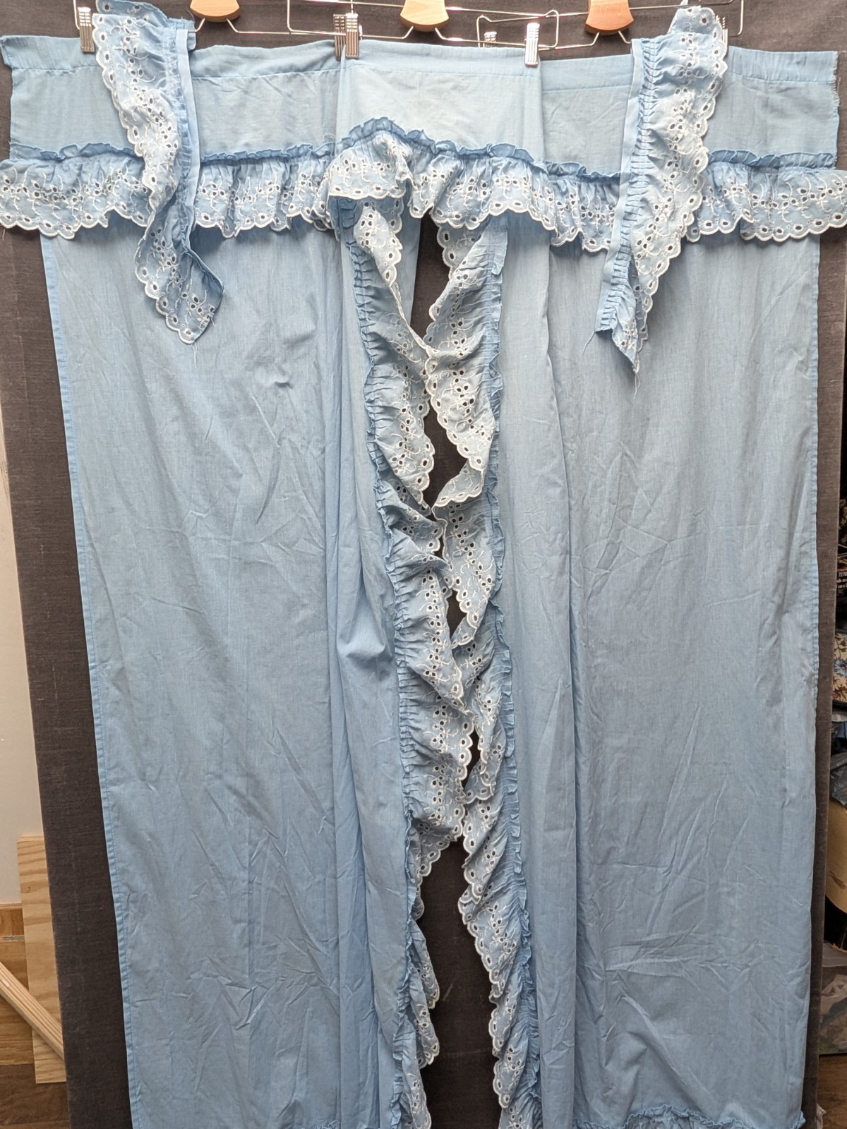 Country Shower Curtain/Valance 1 Piece Blue Eyelet Lace 80s Granny Core Kitchen