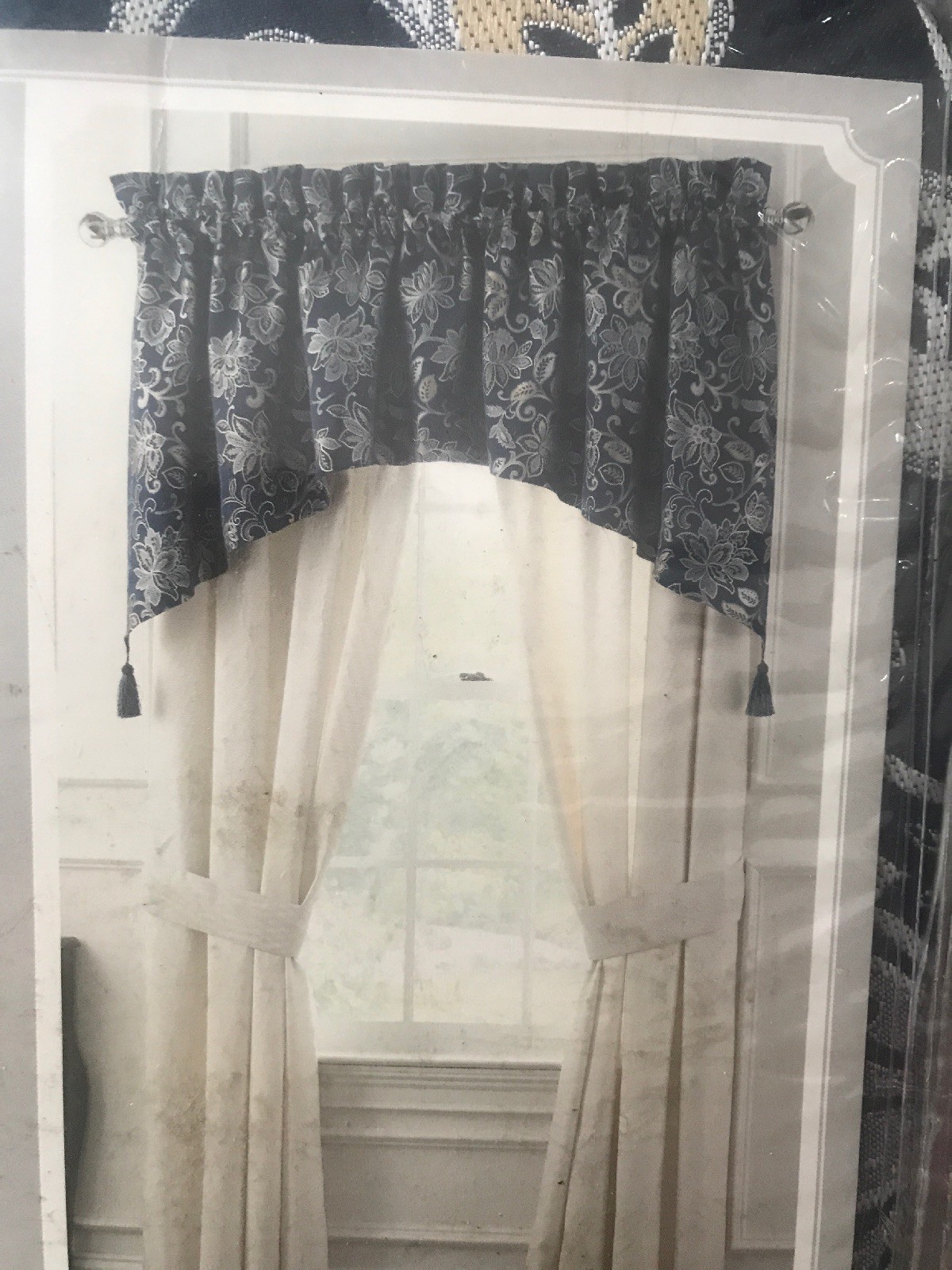 Reba Hampton Chloe One Cascade Valance 84′ X 34′ New