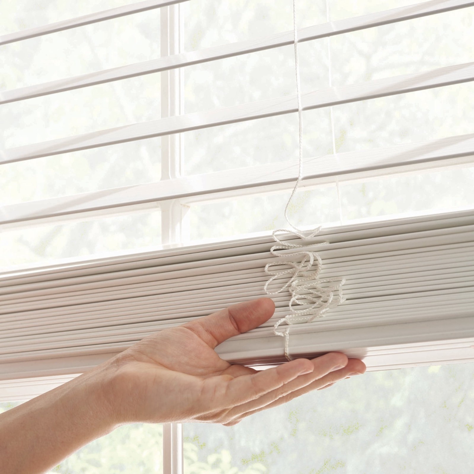 Better Homes & Gardens 2″ Cordless Faux Wood Blinds 23×48 White FREESHIP