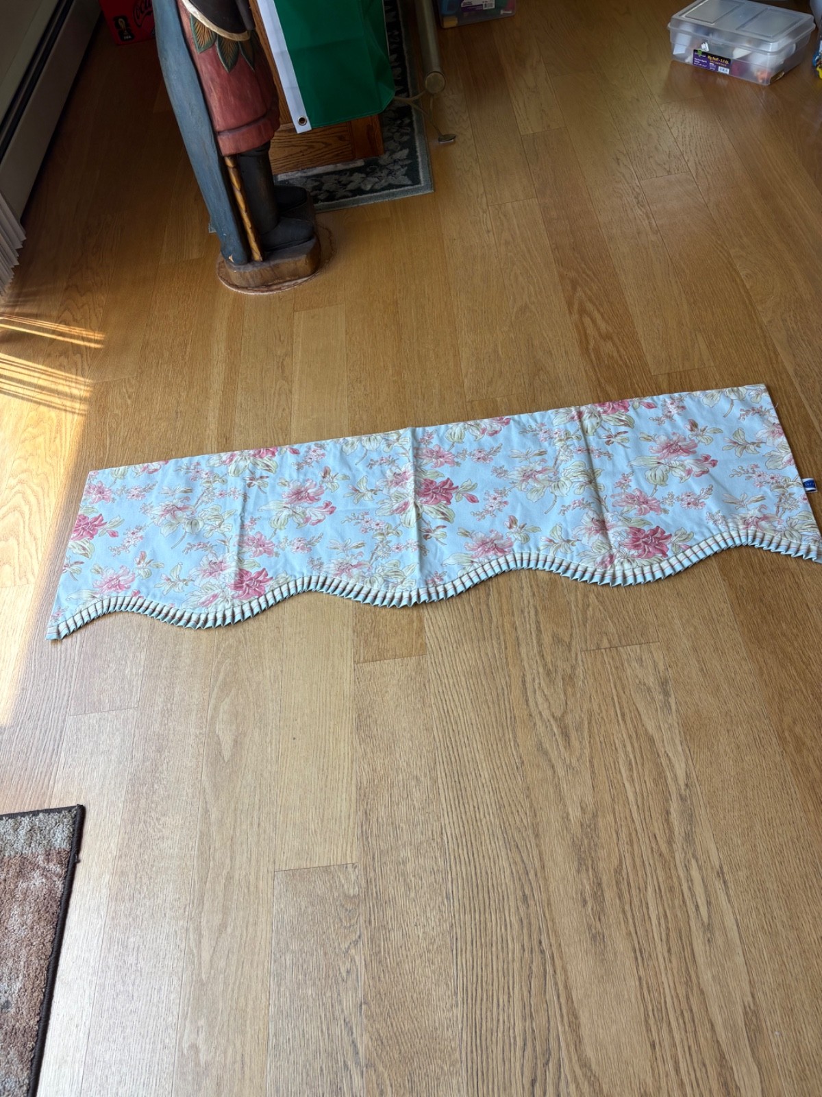 RLF Home Lined Valance Blue Floral Scalloped Ruffle Hem 50″ X 15″ Made in USA