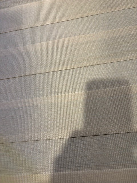 23”x72″ Cream Zebra Blinds: Light Filtering Window Shades Open Box New