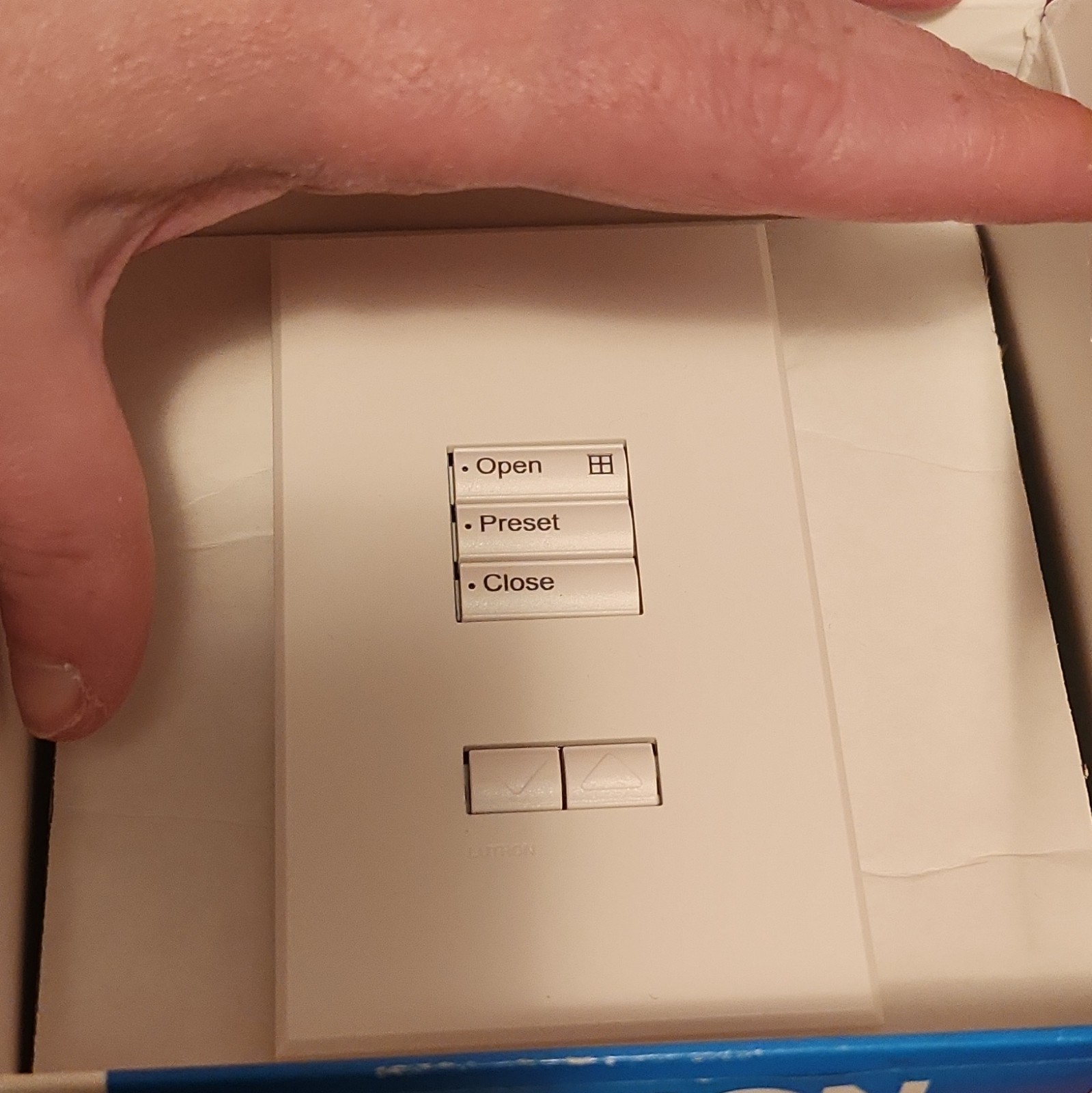 Lutron seeTouch QS Wallstation Control White Preset QSWHS-GEN-PL