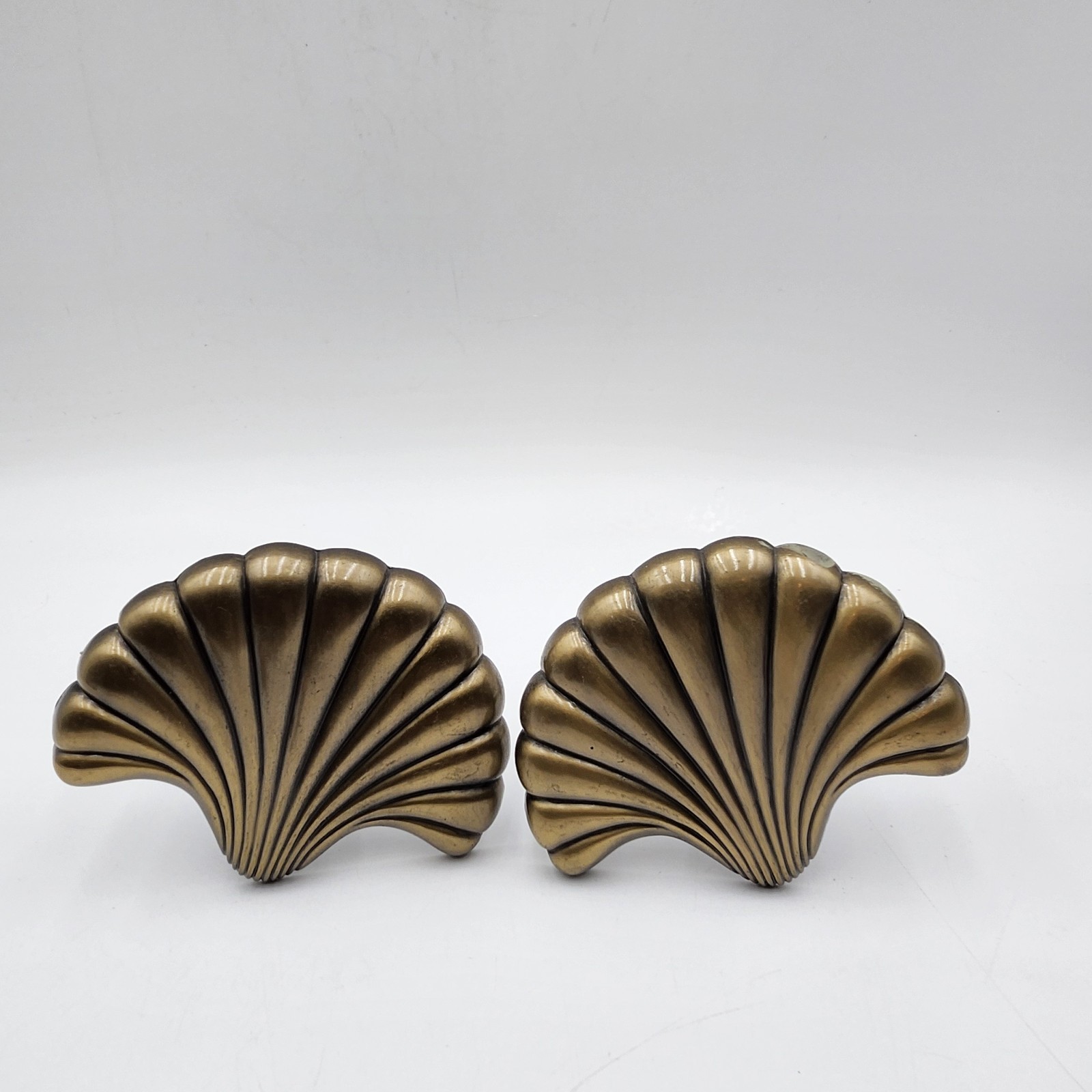 Vintage Antique Brass Scallop Shell Curtain Tie-Backs Hollywood Regency