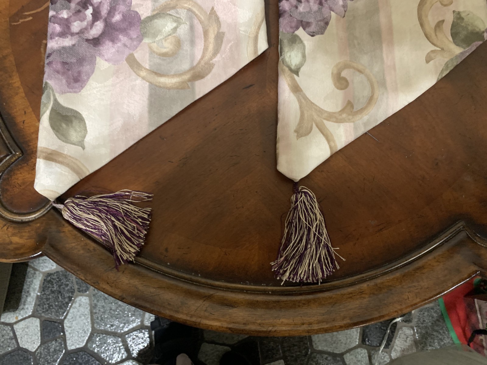 Croscill Chambord Cassis Amethyst Ascot Valance 39 X 23″ Tassel Lined Set 2 USA
