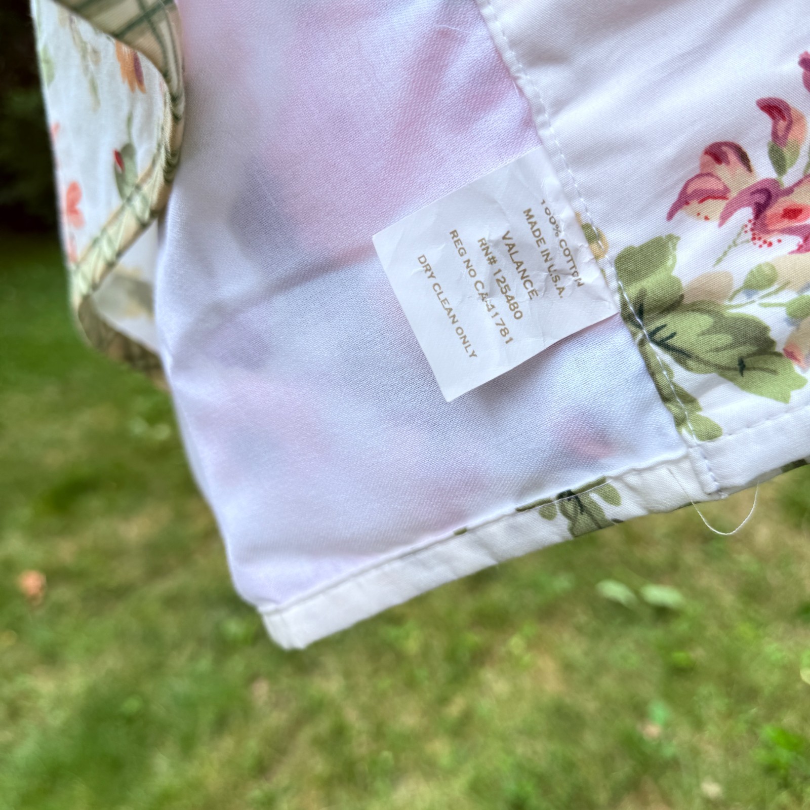 Vintage Window Valance Cabbage Roses Floral 18 X 84in Cotton Plaid Trim USA
