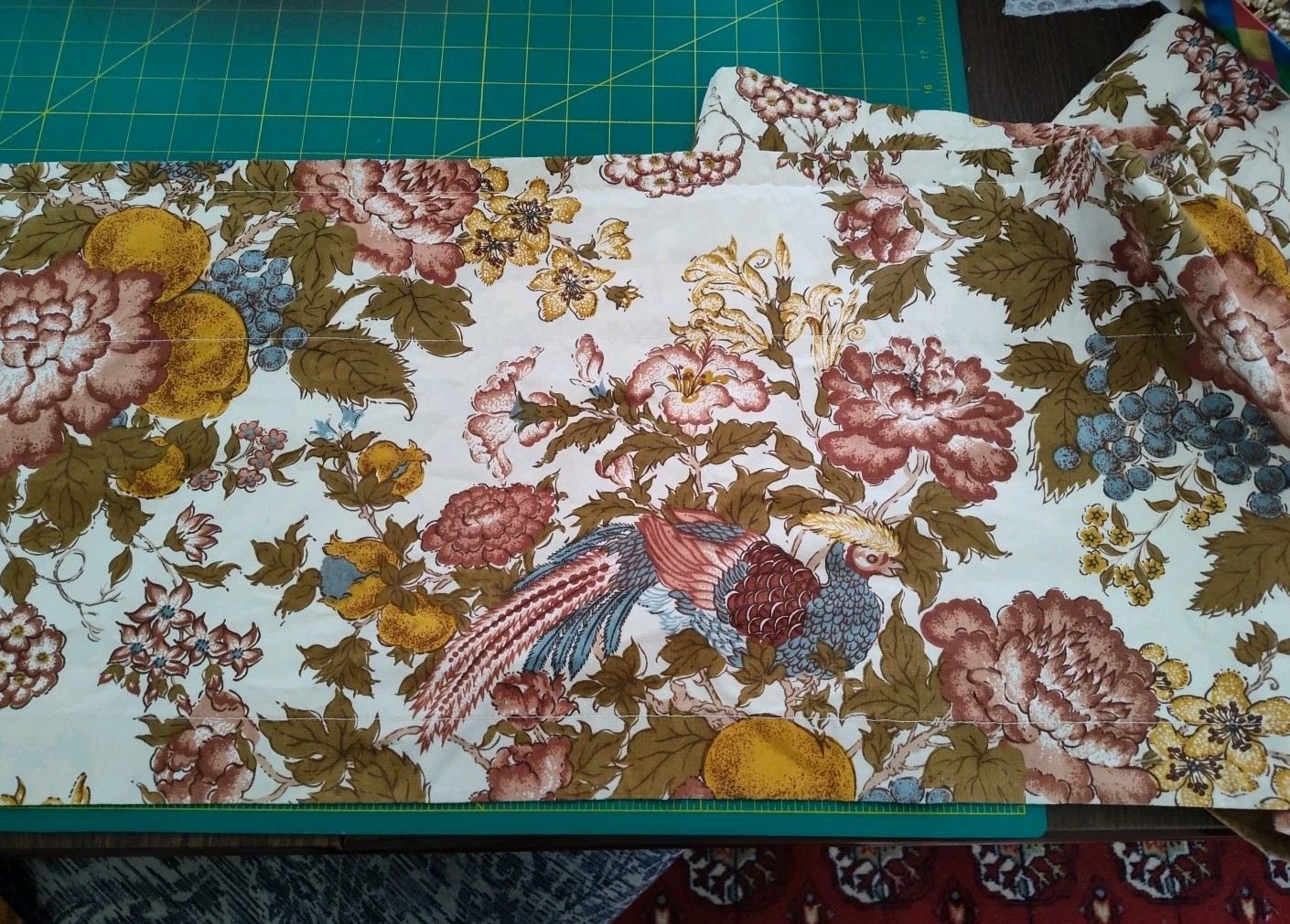 Vintage Custom Made Lined Window Floral Bird Short Valance Curtain 124″ X 13.5″
