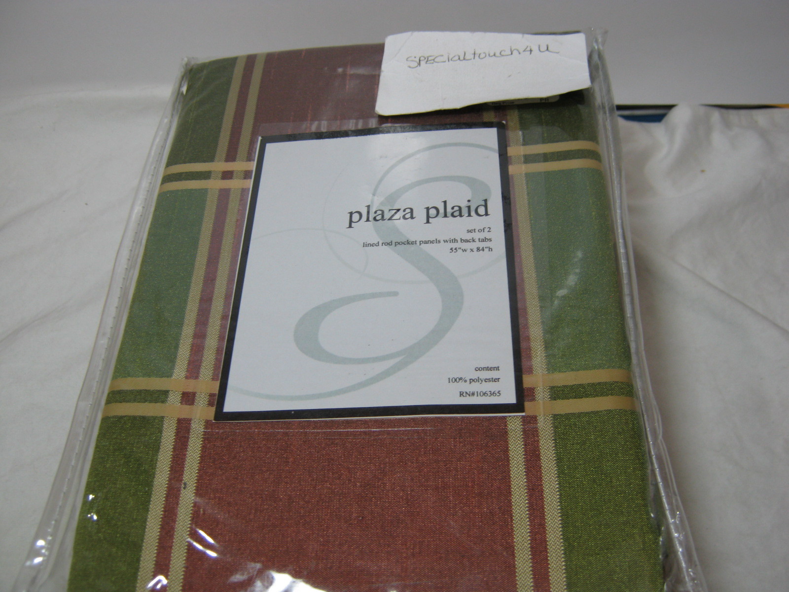 Softline Home Plaza Plaid Lines Rod Pocket Panel 2(55×84) Green Pale Burgundy