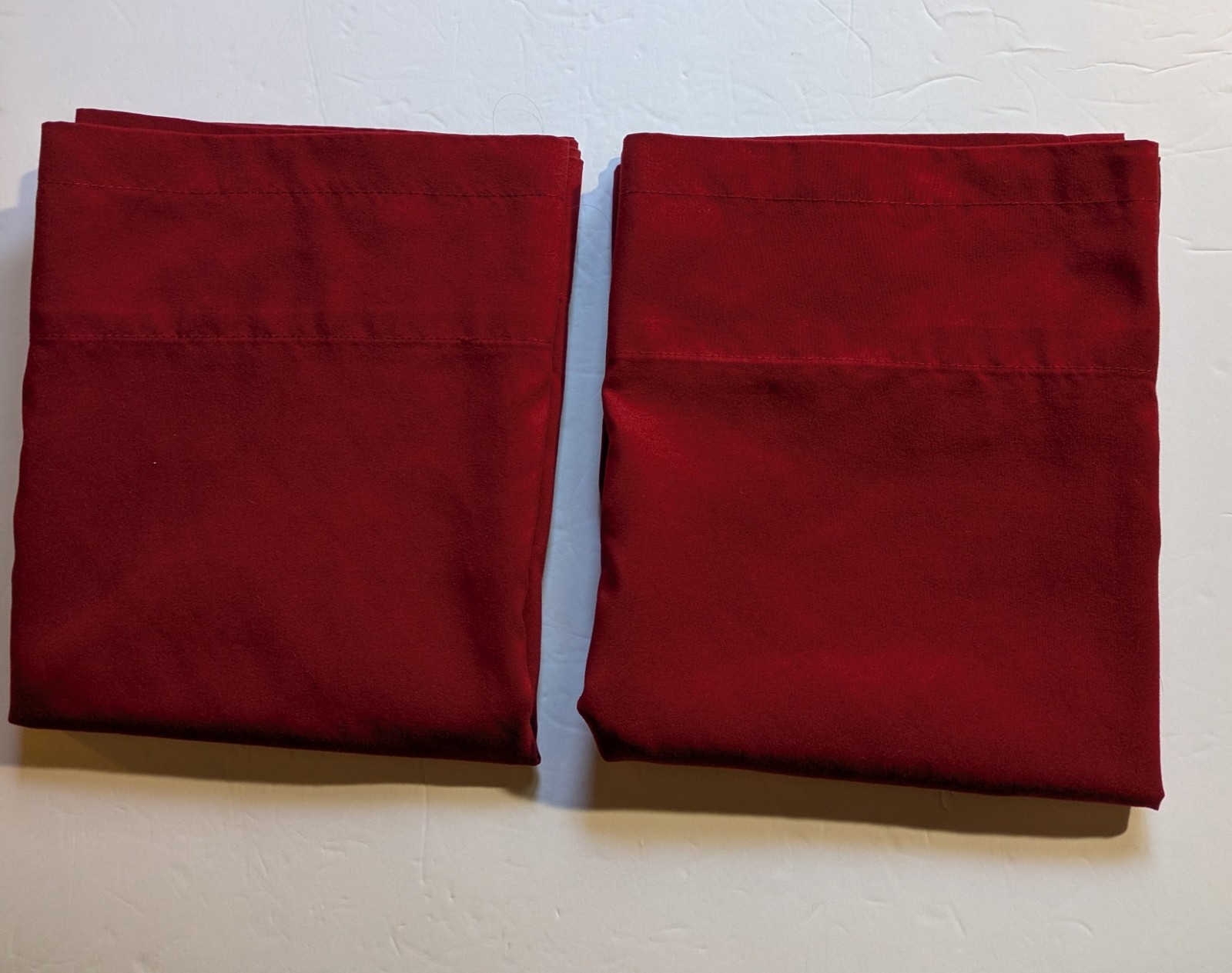 Two Solid Red 56″ X 17″ Each Rod Pocket Window Valances Unbranded