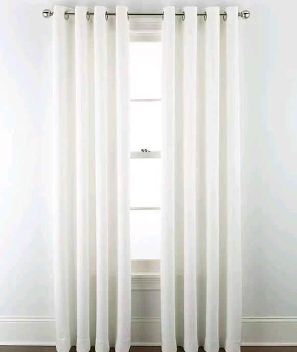 Linden Street Gwen Basketweave Grommet Top Light-Filtering Curtain 50×95/ White