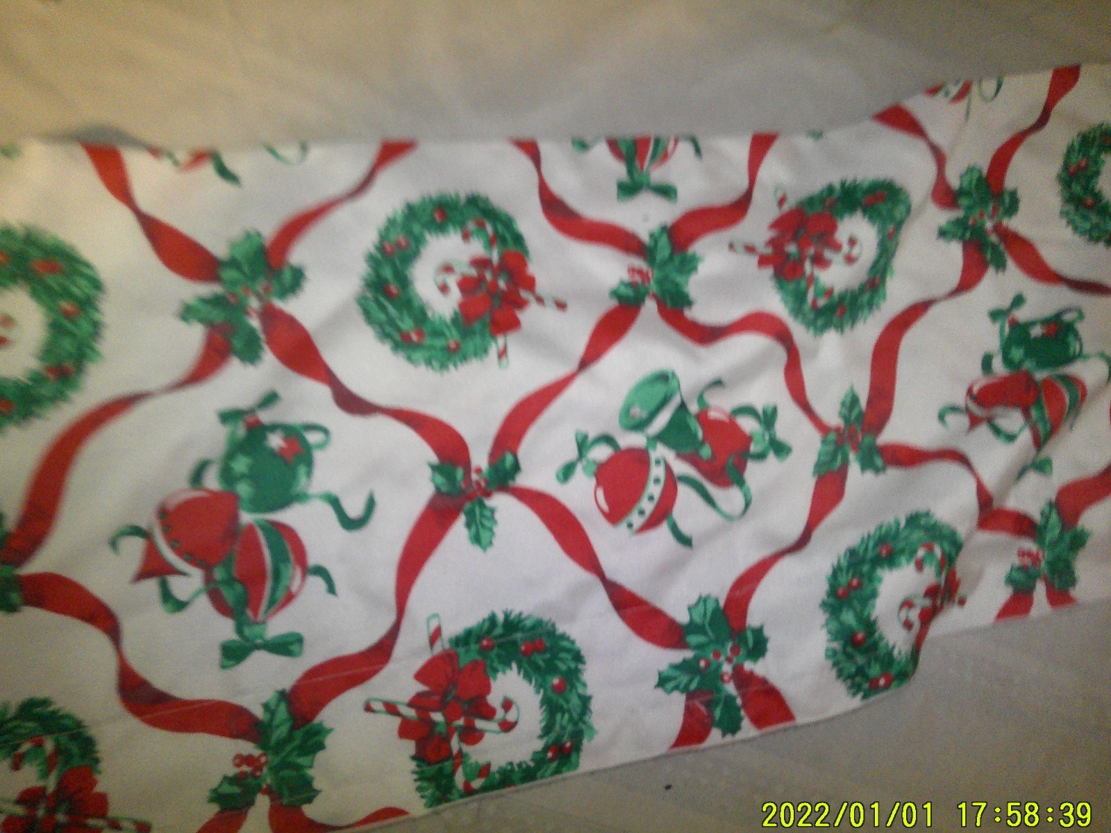 VINTAGE HANDMADE CHRISTMAS THEME CURTAIN SHAM WREATH ORNAMENTS THEME