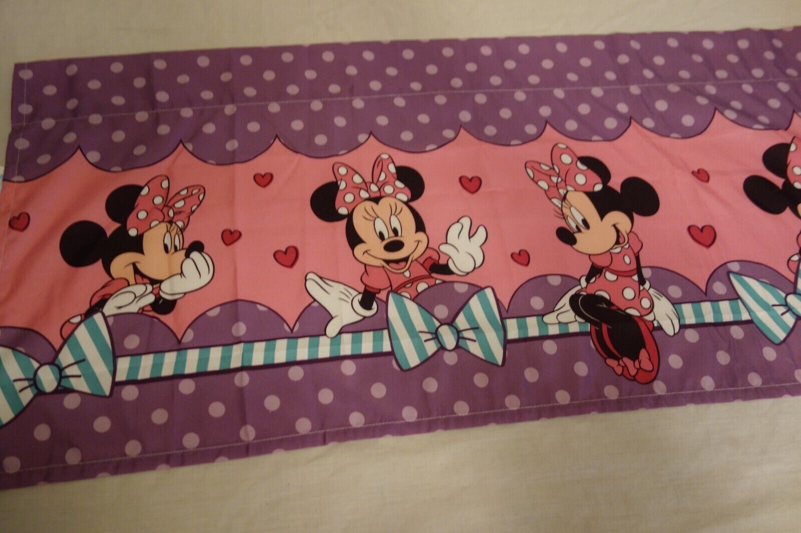 Disney Minnie Mouse Window Curtain Valance 16″ X 50″ Hearts and Bows