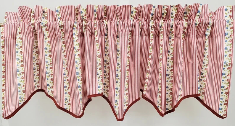 VINTAGE NEW IN PACKAGE Floral and Stripe Scalloped Valance 70W15L 100% Cotton