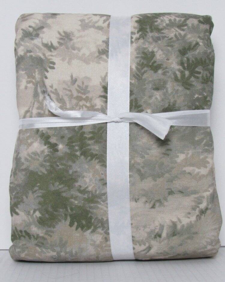 Pottery Barn Jardin Toile Light Filtering Curtain, 50″ X 108″ Green/Multi New