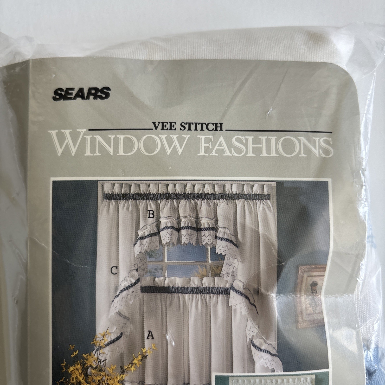 VTG Sears Vee Stitch Window Fashions (A) Tier Curtains White Eyelet Blue Ruffle