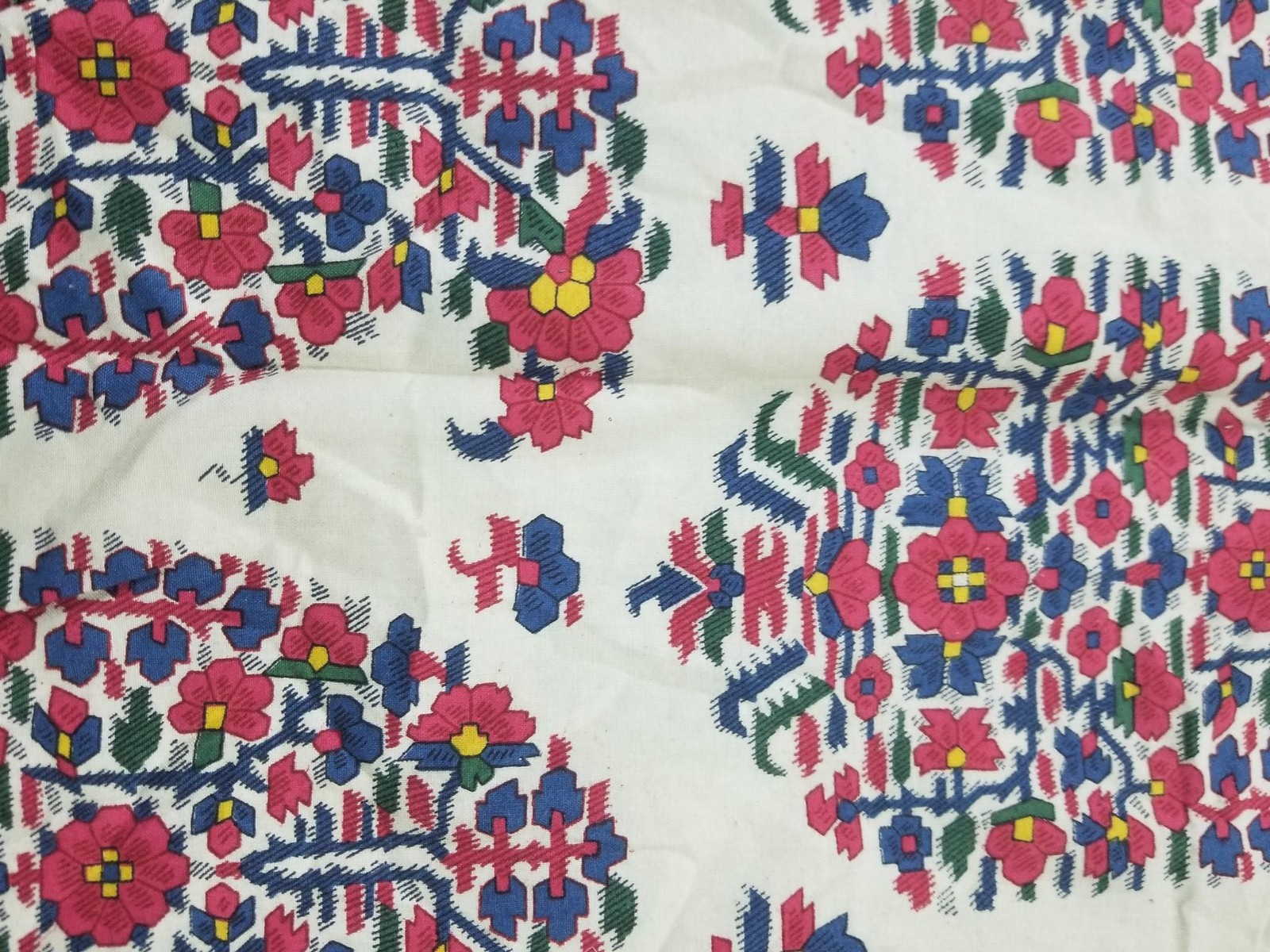 Vintage Traditional Indian Style Paisley Printed Curtain Panel 124x114in
