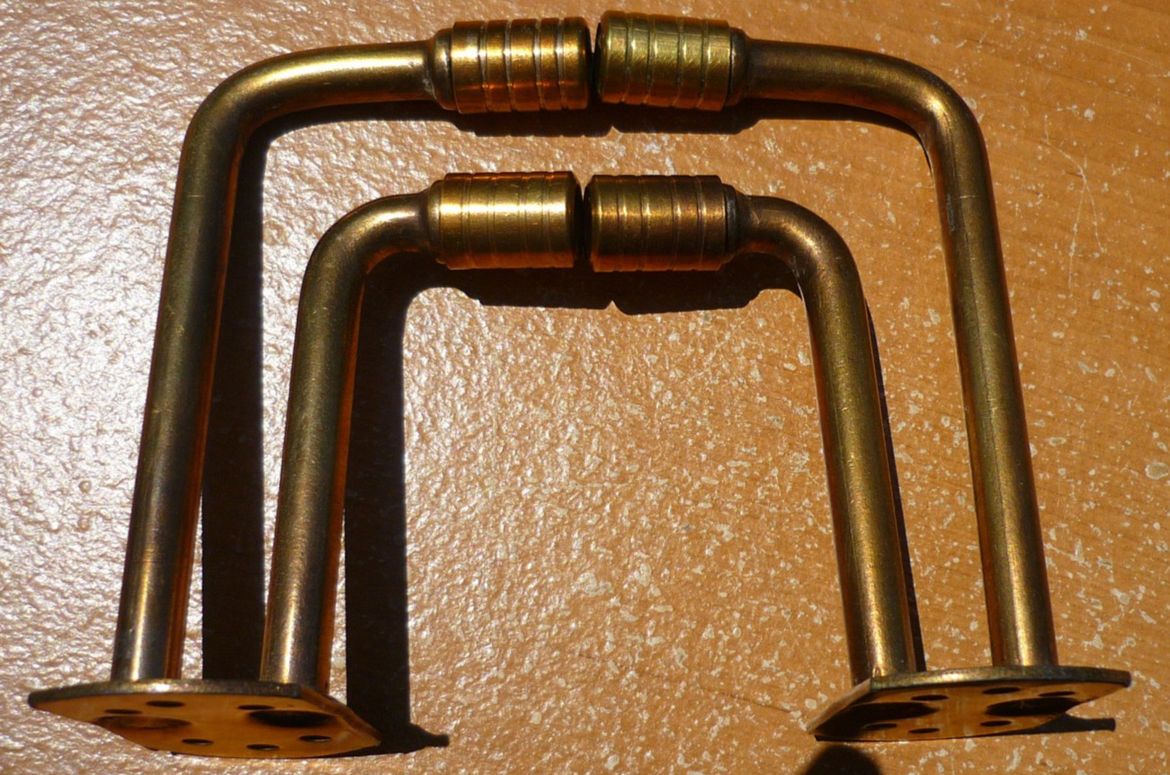 (2) Vintage Brass Finished 2-1/2″ + 3-1/2″ Double Goose Neck Cafe Rod Brackets