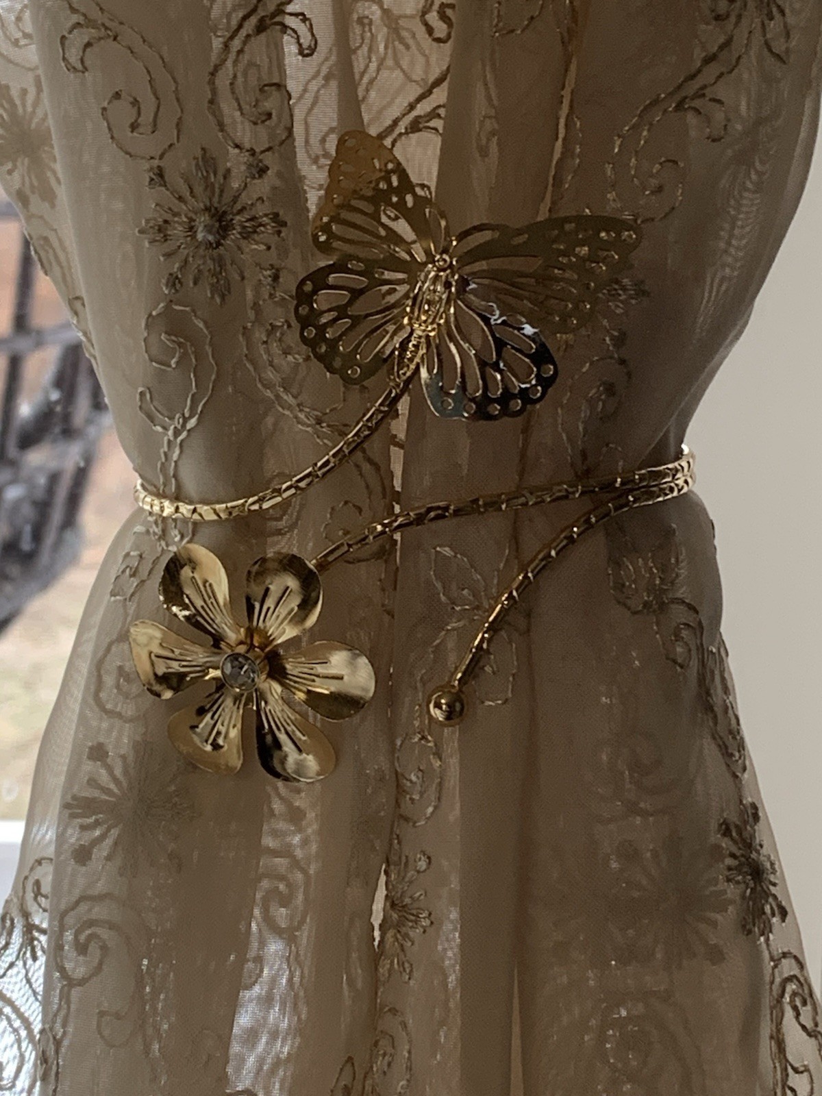 2pcs Metal Butterfly Curtain Tieback Gold Tone Home Decor Floral Decorative