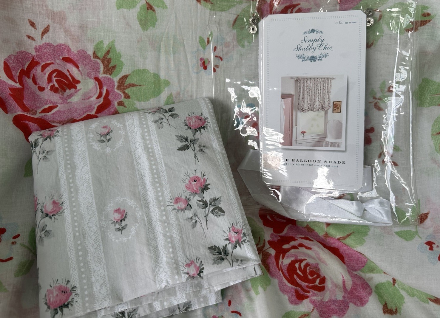 Simply Shabby Chic Rachel Ashwell WHITE DELIGHT Balloon Shade 🌸Never Used🌸