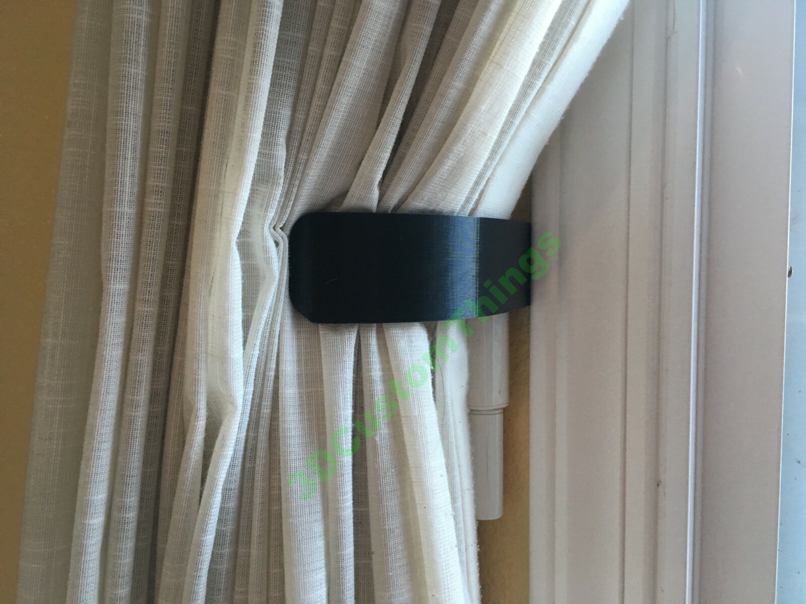 Curtain Tieback – no Holes needed
