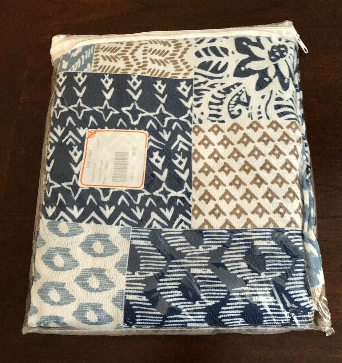 Mainstays Curtain Panel, Patchwork/Blue, 40 x 63”. New in Package, Ready to Hang