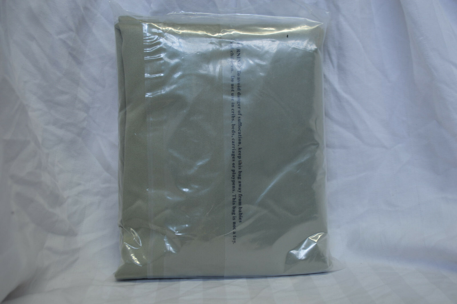 Sun Zero Lichtenberg Gramercy Grommet Room Darkening Panel Sage 54in x 63in. NIP