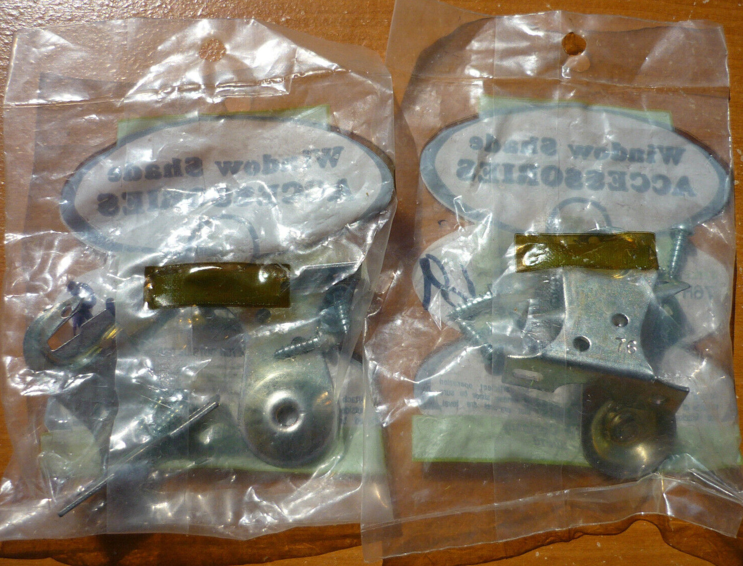 2 PAIR Vintage Joanna Heavy Duty 1-5/8″ Outside Mount Roller Shade Brackets NOS