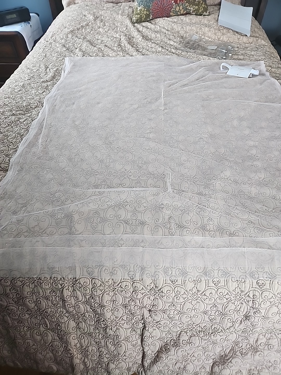 Pottery Barn Teen Pale Pink Sparkle Tulle Sheer. 44 X 96 In. For Draping. NWT