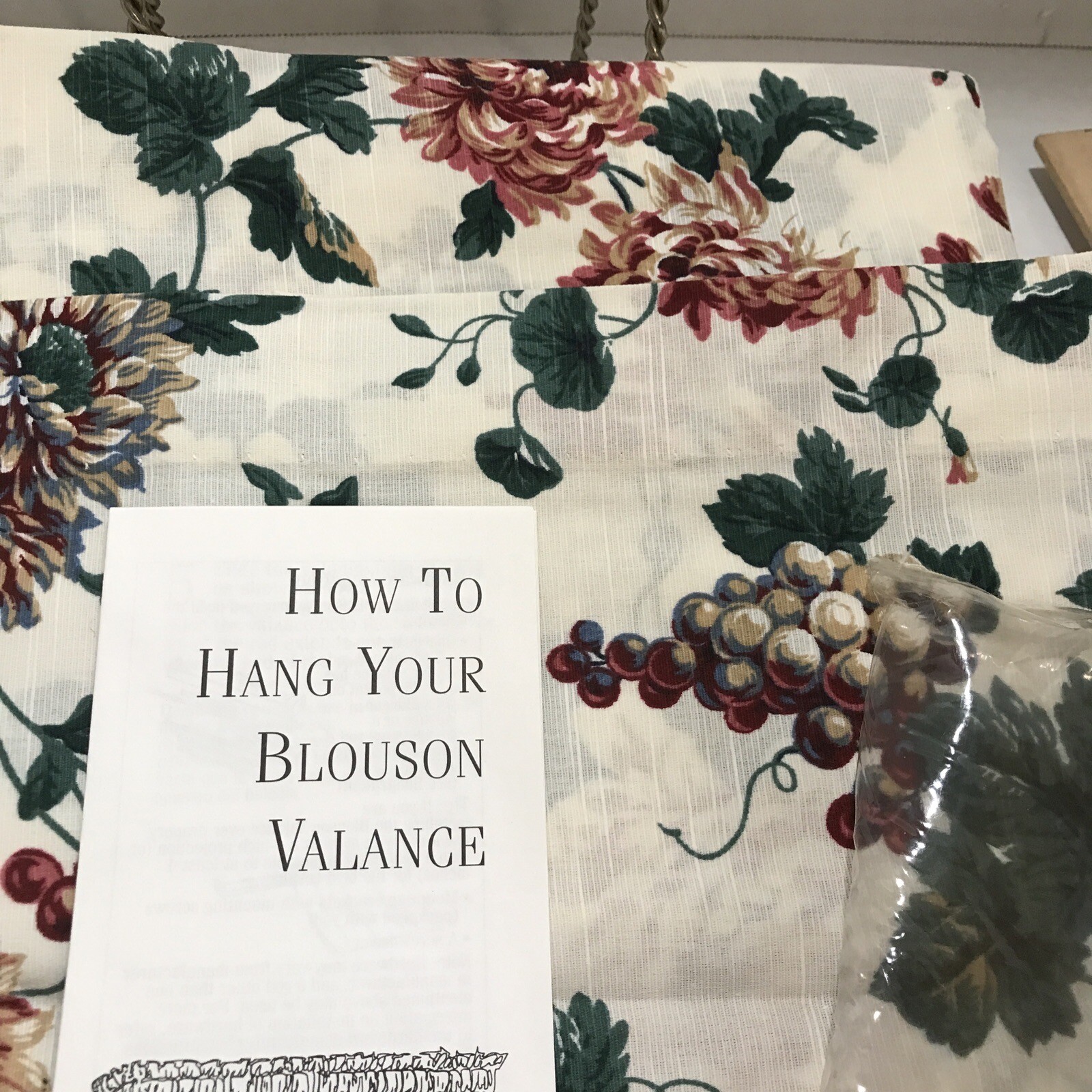 Croscill Classics SO SONOMA Blouson VALANCE 86”x 15” NOS green ivory multi