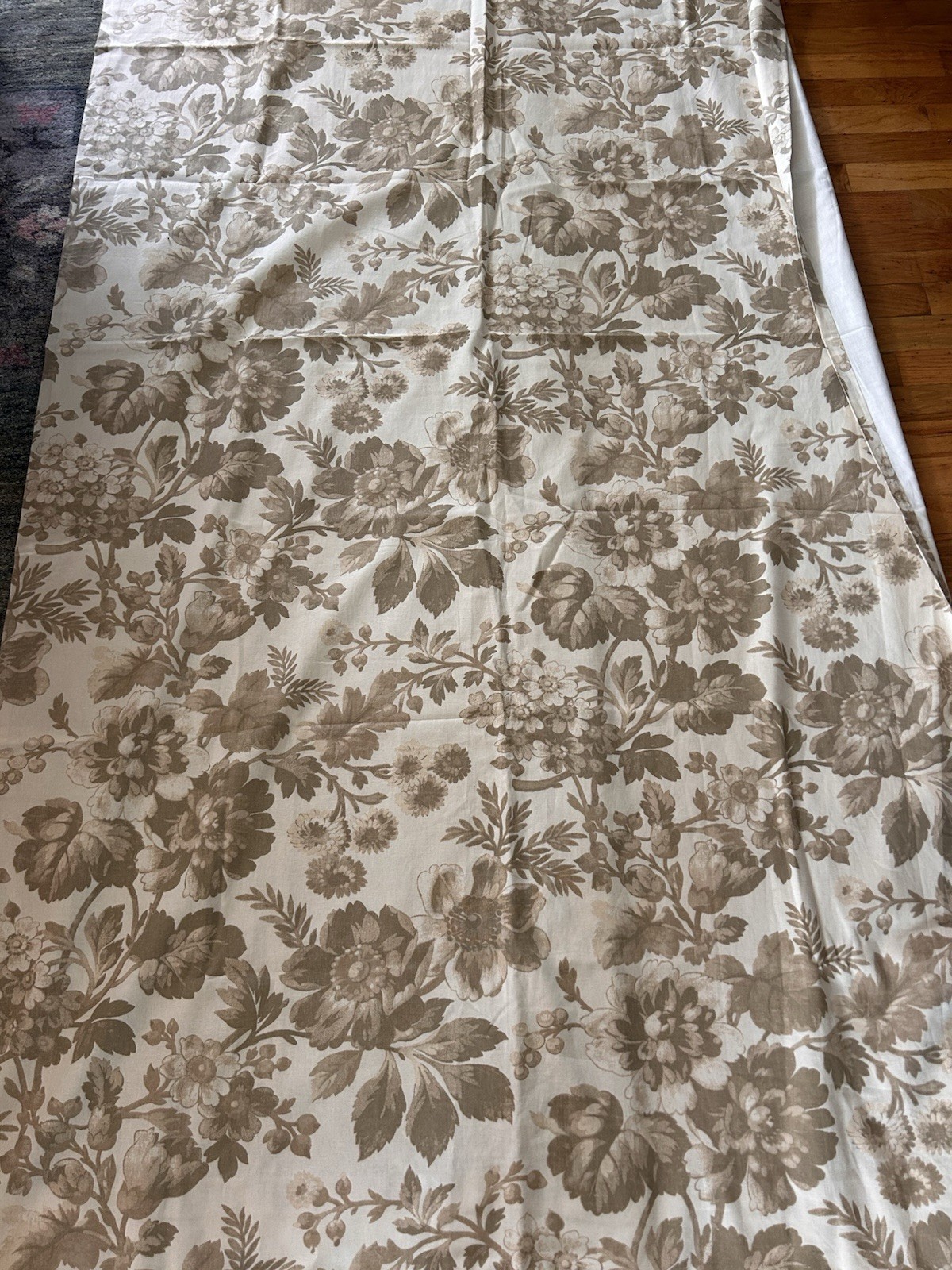 Floral Earth Tones Linen / Cotton Or Blend Curtain 50″W x 88”L Lined Lot Of .4