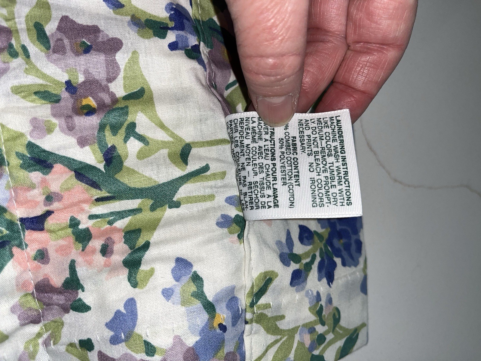 Vintage LAURA ASHLEY Blue Purple Stocks Floral Valance 17 3/4×42 1/4” Used