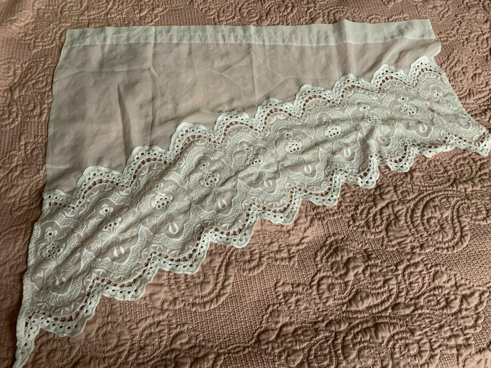 Sheer with lace swag valance slightly ivory with white lace 45″ W X 38″ X 20″