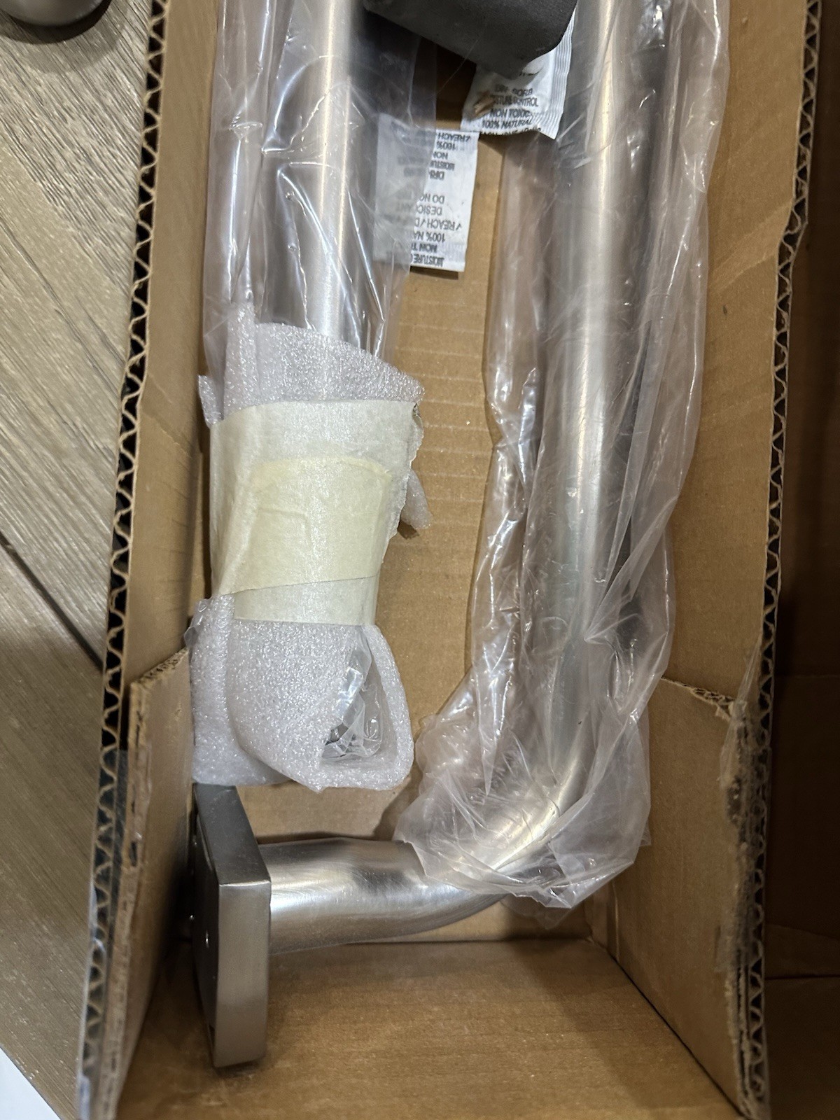 Pottery Barn Hidden Connection 1.25 Curtain Rod 96-120″ Pewter Room Darkening