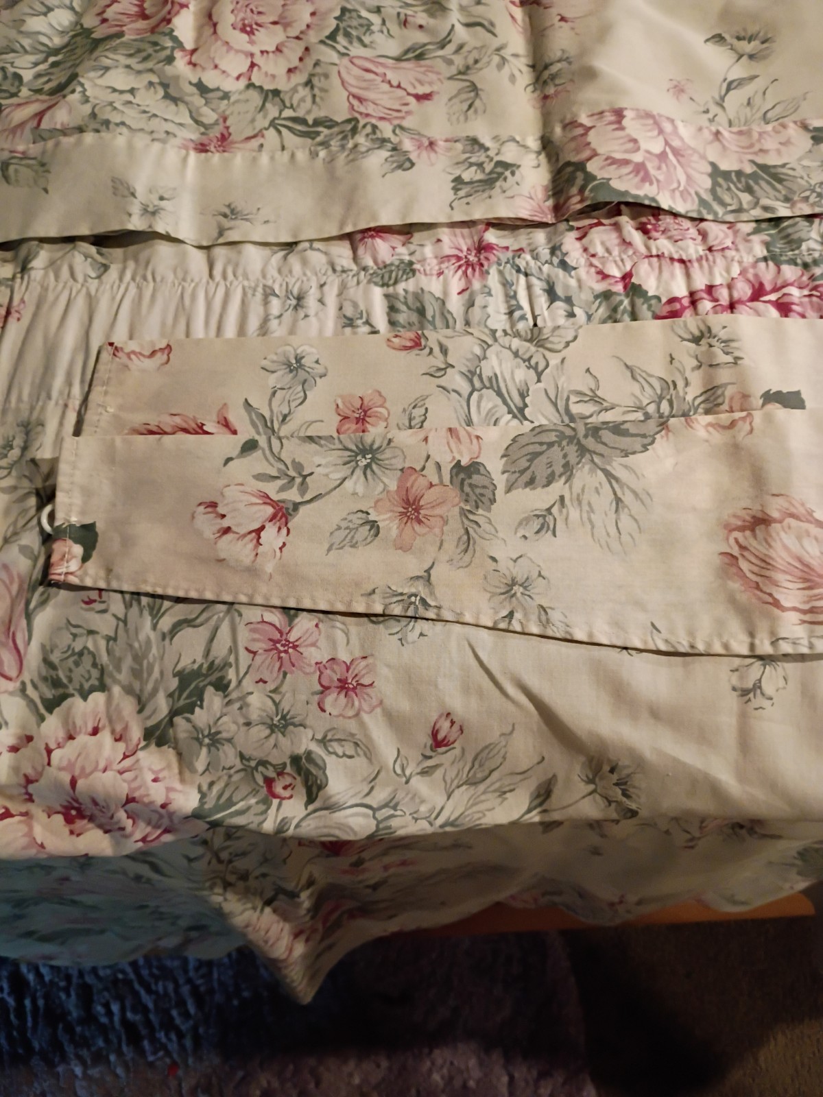 VINTAGE ROSE WINDOW CURTAINS (1 Pair, 64×85”) Valance Panel And Tiebacks “USA”