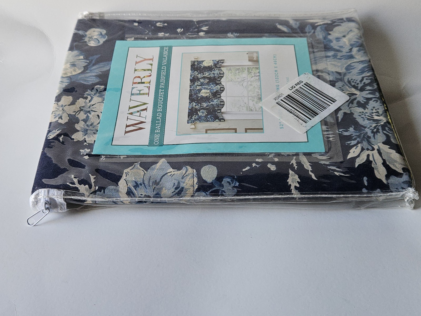 Waverly BALLAD BOUQUET Valance in Indigo Blue Floral FAIRFIELD 52×18 NEW