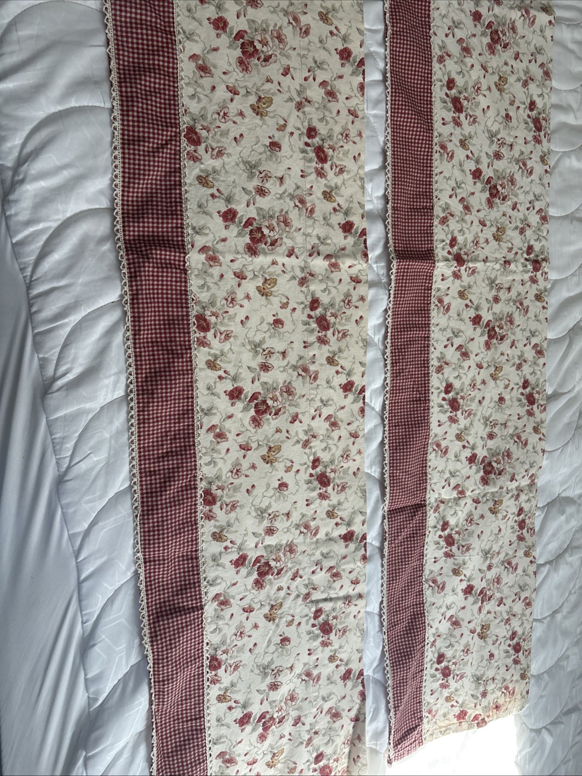Waverly Garden Room Fairhaven Valance Red Ivory Floral & Gingham 56″ x 11.5″ Set