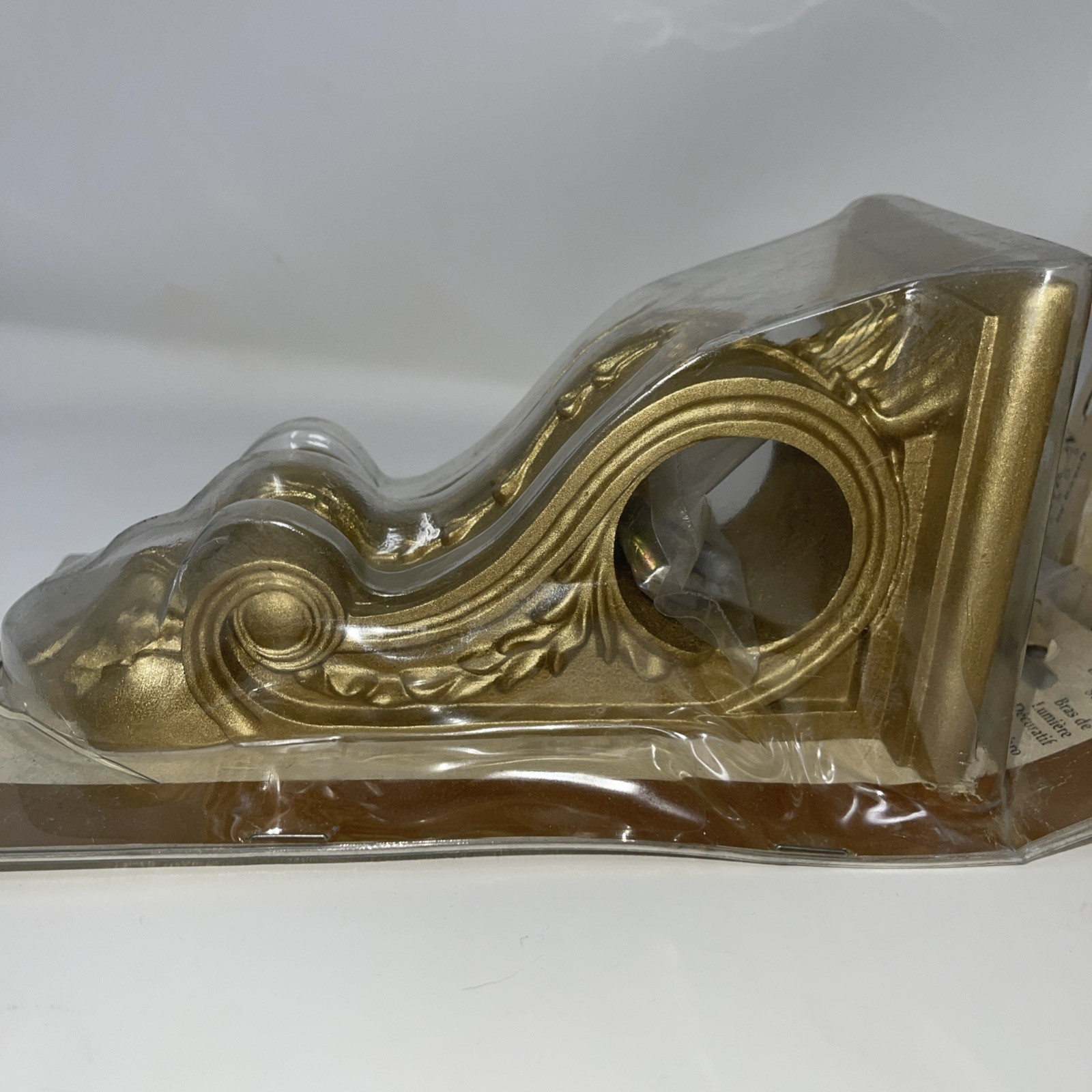 Set 2 kirsch gold Elegant Ornate decorative sconce Rod Holder 8×3.5in Approx New
