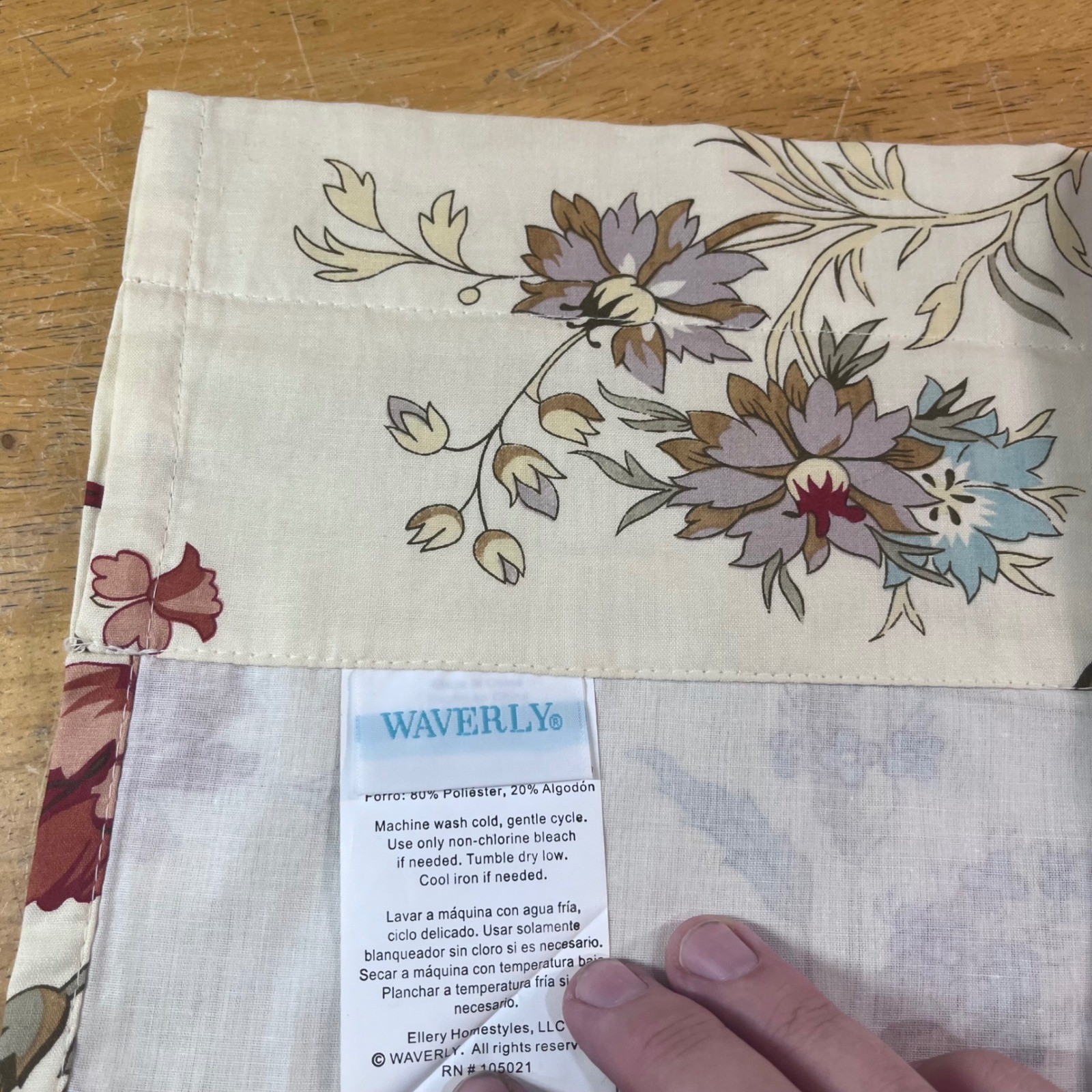 Waverly Scalloped Valance 48×18 Vtg Style Floral Bird Striped Trim Cream Red