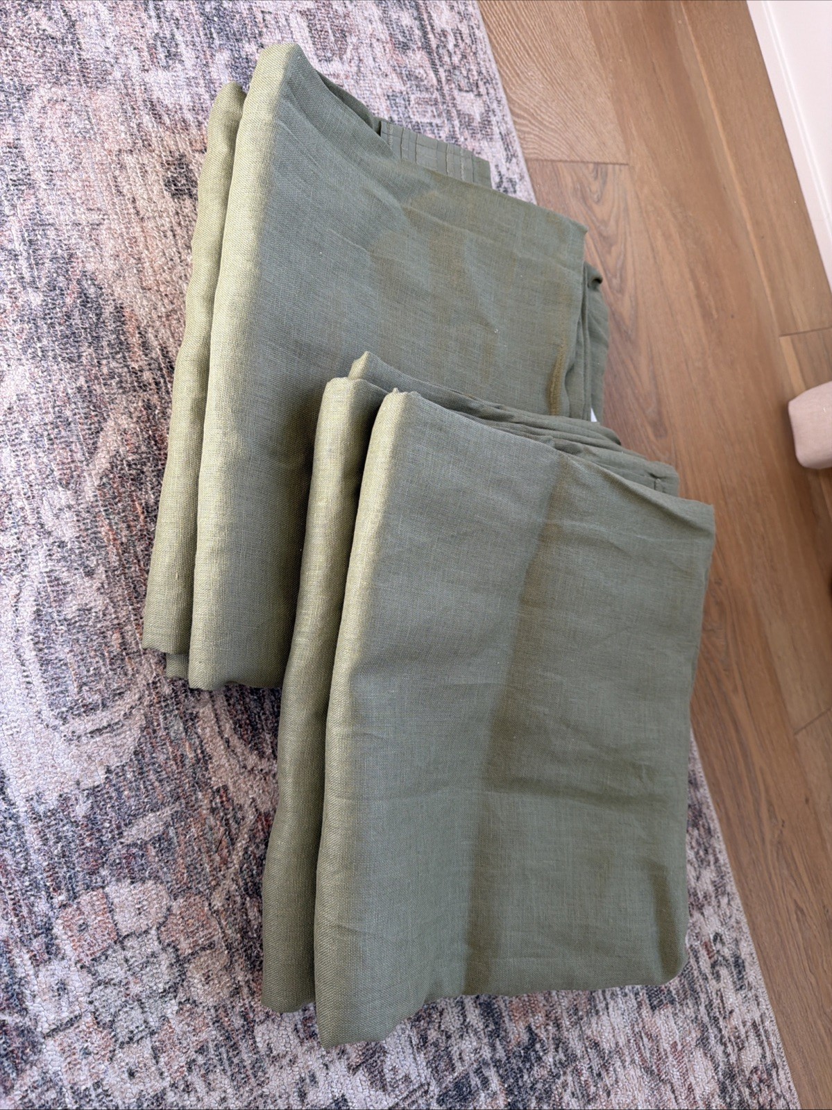 IKEA DYTAG Light Filtering Green Curtains 2 Pair (57×98 “) 405.528.91 Olive Gray