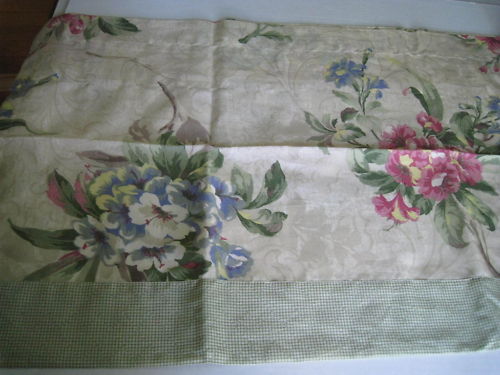 JCP IVORY GREEN FLORAL GINGHAM ROSES VALANCE NEW