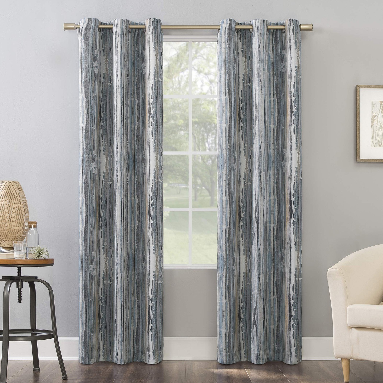 Artifact Abstract Painting Blackout Grommet Curtain Panel, 40″ x 63″, Blue